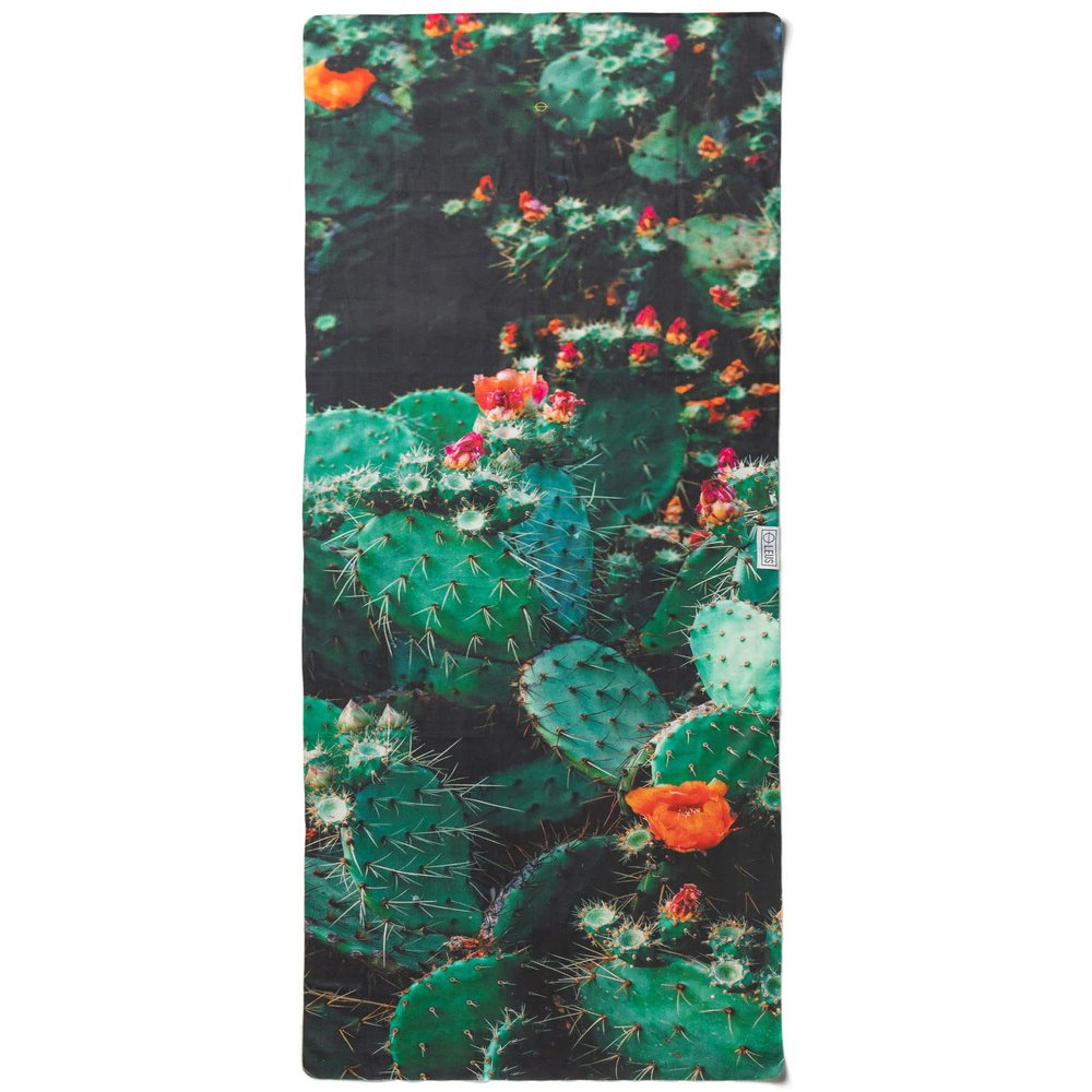 LEUS Yoga ECO Towel - Non-Slip Quick-Drying Recycled Microfiber Towel for Hot Yoga, Pilates, and Fitness - Desert Bloom