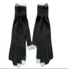 Fulham Gloves - Crested Winter Knitted Touchscreen Compatible, Black, One Size view 1
