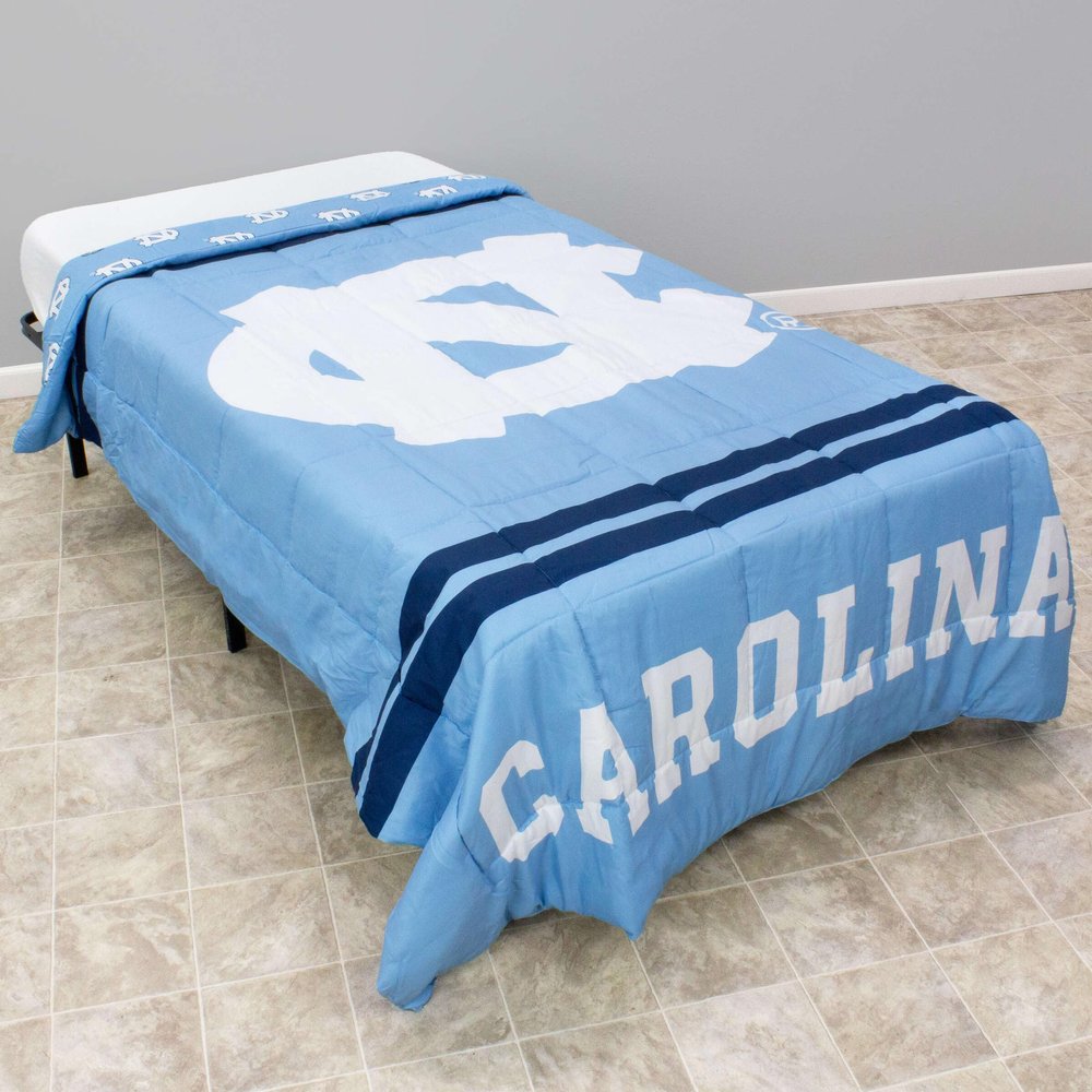 College Covers Everything Comfy North Carolina Tar Heels Reversible Big Logo Soft and Colorful Comforter, Queen