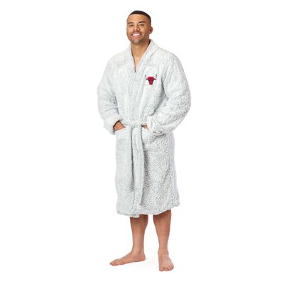 Northwest NBA Chicago Bulls Sherpa Bath Robe, 26" x 47", Gray