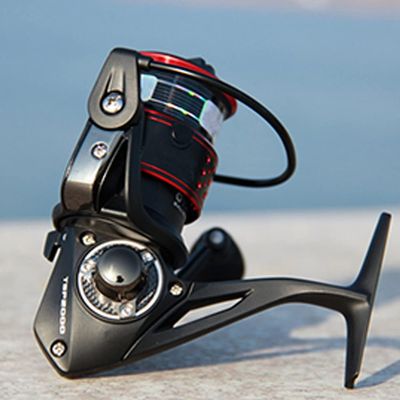 EQCOTWEA Axis Spinning Fishing Reel with 7kg Brake Force