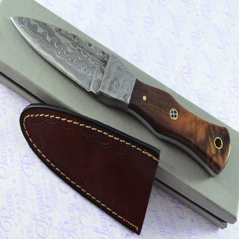 Sheffieldcutleryshop New Genuine Damascus Steel Bespoke Full Tang Kiln Dried Exotic Black Rosewood Handle Sheffield Sgian Dubh with Leather Sheath Boxed