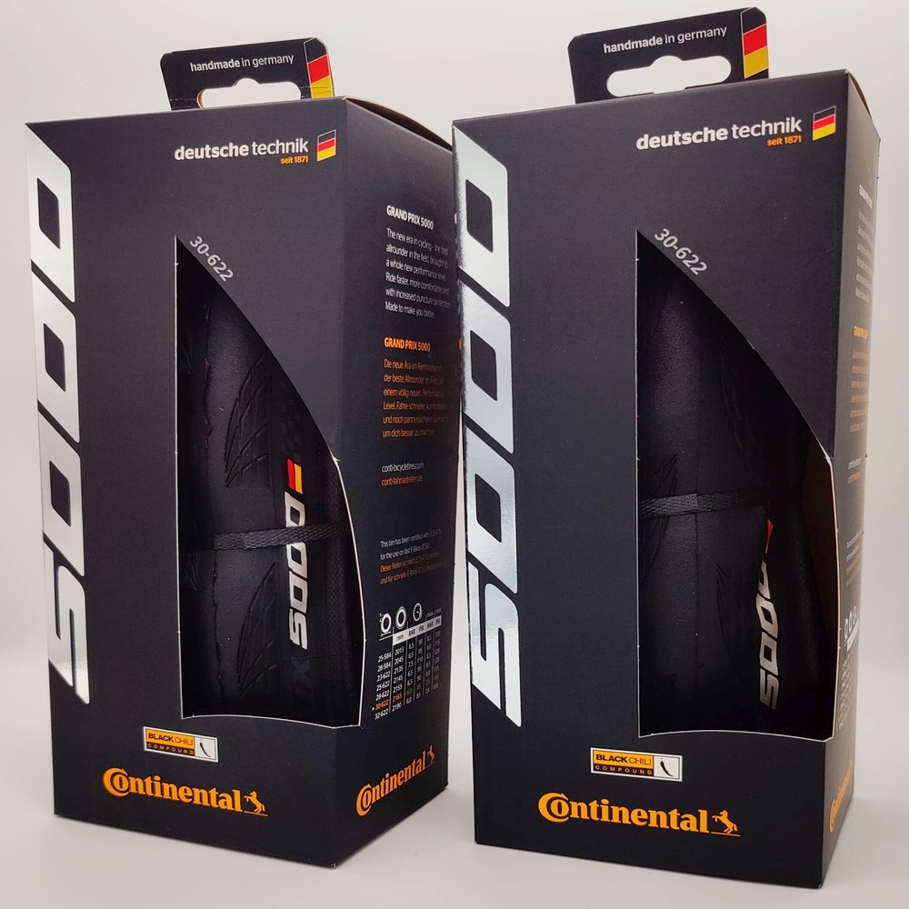 Continental Grand Prix 5000 700 X 30 Black-BW + Black Chili 2-Count
