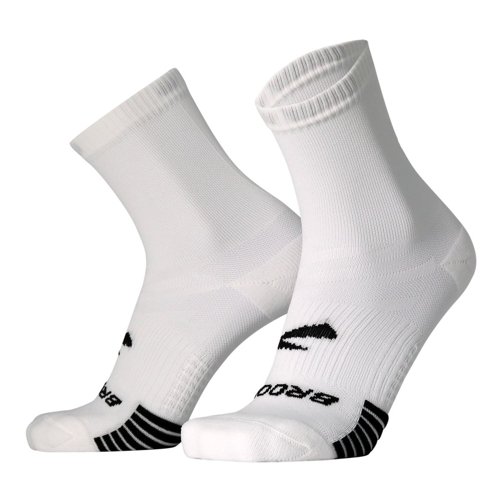 Brooks Ghost Lite Crew Socks I Performance Running, Comfort Fit with Arch Support for Men & Women (2-Pack Set) - White - Medium