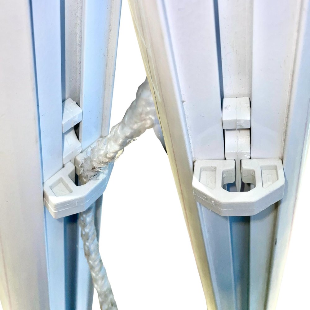 Soccer Goal Net Hook Fixing Clips, Locking System for Aluminium Goals, 100 Net Hooks Plus 100 Locking Clips