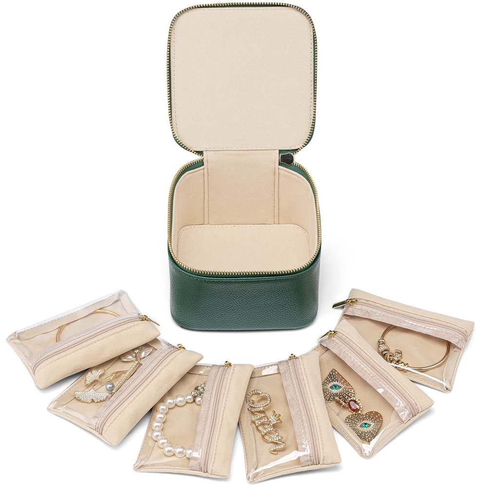 VLANDO Travel Jewelry Case with Clear 6 Velvet Bags,Green