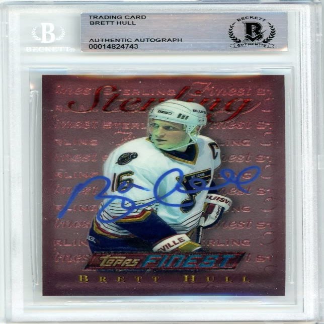 Brett Hull 1995-96 Topps Finest Autograph Card #10 BAS