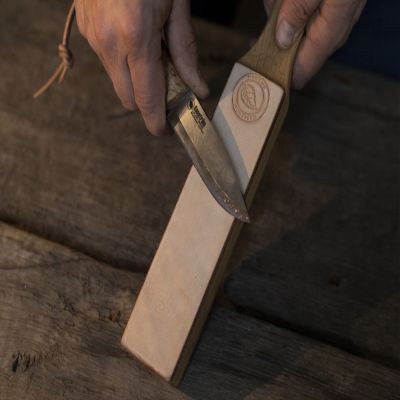 Casstrm Handmade Paddle Strigel, 28x4,5x3cm, Natural Oak