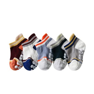 Baby unisex-baby Socks Cotton Cute Soft Crew Socks With Grips Kids Boys Girls Ankle Socks (C-A, 3-5 Years)