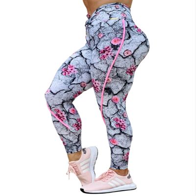 Cutout Baby Roses Scrunch Butt Legging S/M