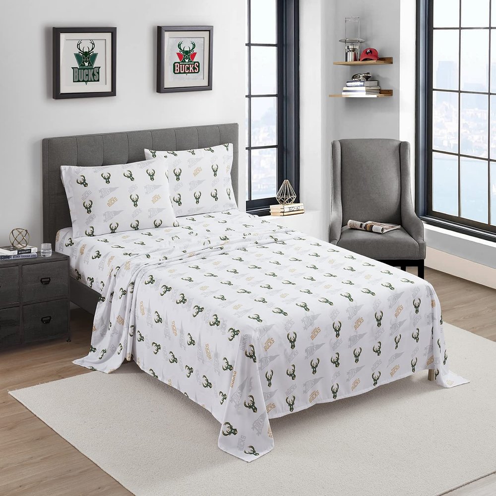 NORTHWEST Officially Licensed Milwaukee Bucks NBA Queen Size Sheet Set  Soft Team Logo Bedding for Dorms, Bedrooms, Fan Caves & Game Day Style
