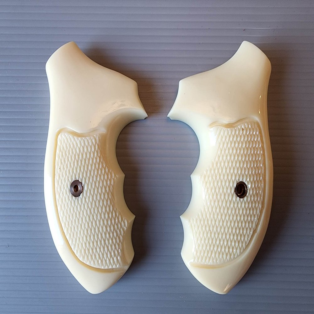 BMPL Resin New Taurus Model 85 M 85 M 85 856 94 605 941 731 650 73 M85 .38 Special 2' 2 inch Grips Ivory Color Checkered Finger Groove Handmade Handcraft White