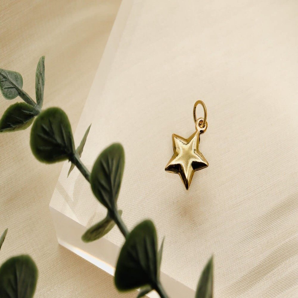 14K Solid Gold High Polish Five Pointer Star Charm Pendant Model_X_Fashion-492