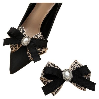 1 Pair Fashion Bow Shoe Clips Leopard Print Shoe Embellishment Detachable Ladies HIgh Heel Shoe Buckle for DIY Accessories Leopard Print Curry