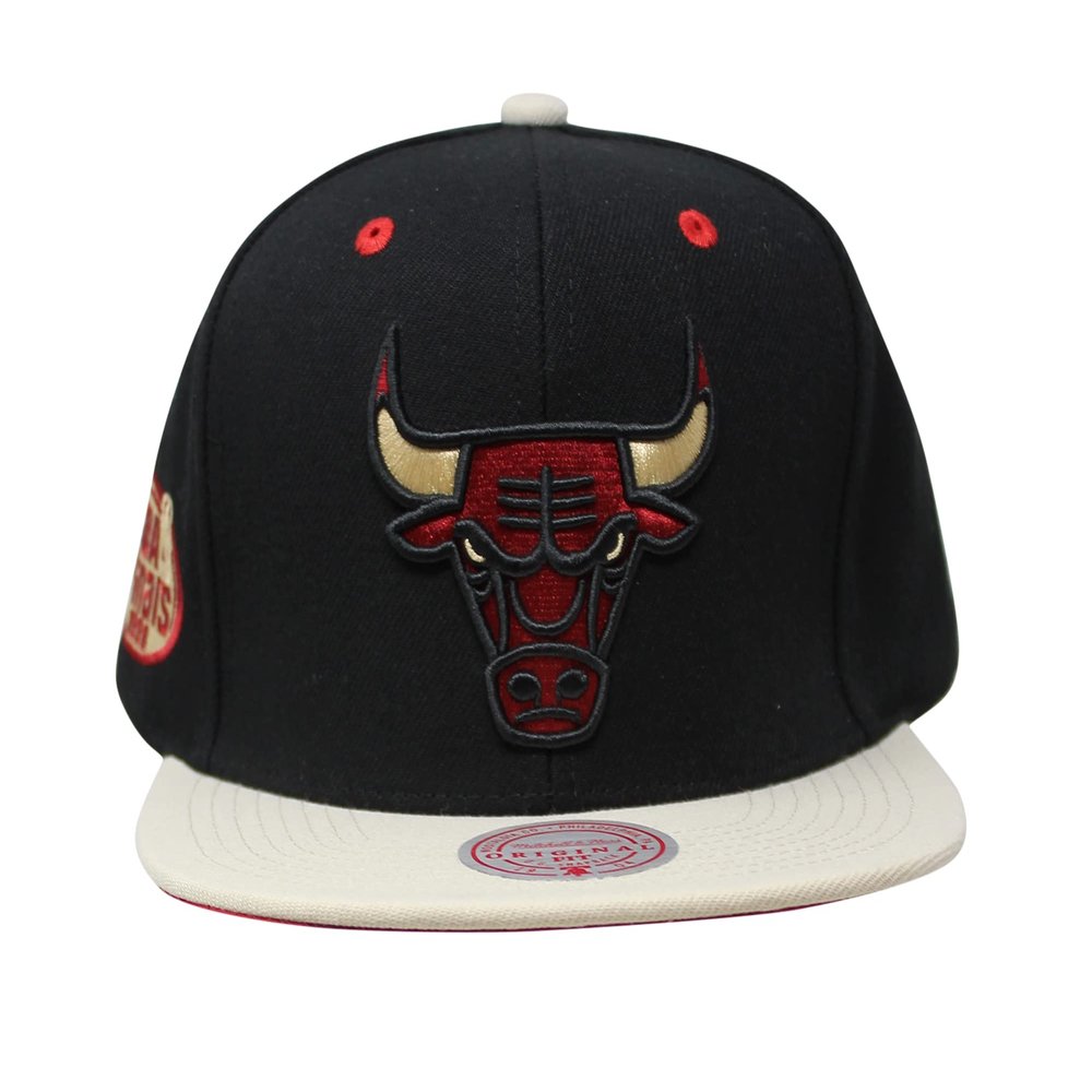 Mitchell & Ness Chicago Bulls Black Pin Drop Snapback Adjustable Cap