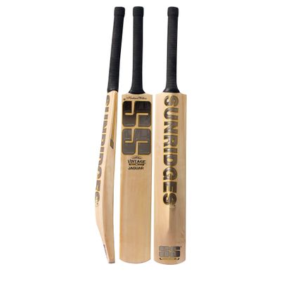 SS Jaguar Cricket Kashmir Willow Cricket Bat,Bat Cover Included : Adult Size, Short Handle - Full Size