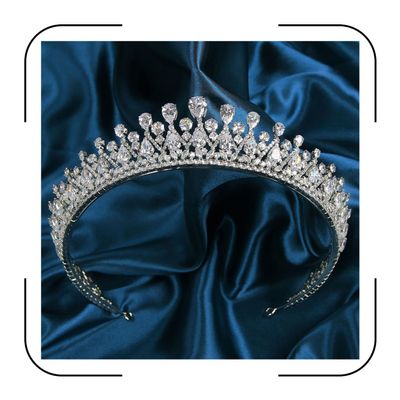QXMYOO Vintage Women Wedding Tiaras Silver Cubic Zirconia Pageant Crowns Sweet 16 Birthday Prom Party Quinceanera Crowns Bridal Hair Accessories (Silver)
