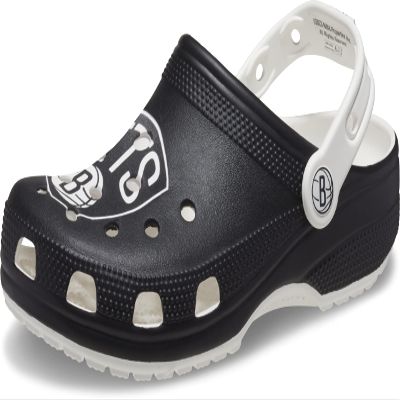 Crocs Unisex-Adult NBA Classic Clogs, Basketball Gifts, Brooklyn Nets, 7 Men/9 Women