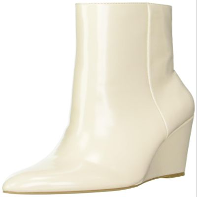 DV Dolce Vita Women's Pascal Ankle Boot, Ivory, 7