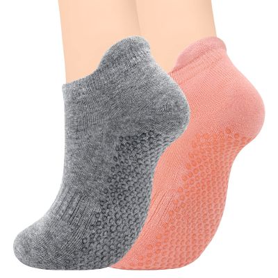 Pilates Socks Hospital Socks with Grips for Women Non Slip Socks Gripper Socks for Women Pilates Grip Socks Dance Socks