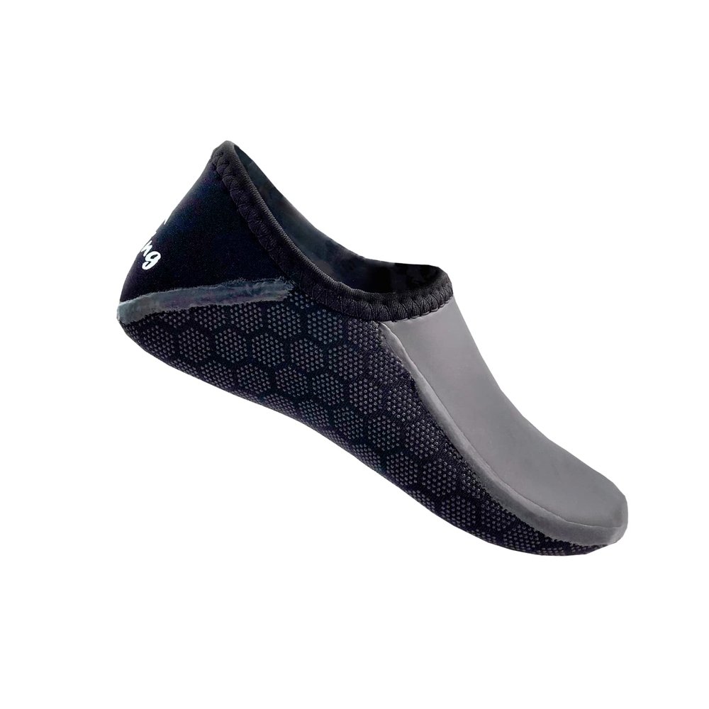 IST SK9 3mm Neoprene Freediving Boat Socks, Size XS