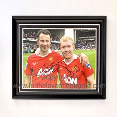 Ryan Giggs & Paul Scholes Hand Signed Autograph Manchester United Football Soccer Memorabilia Photo In Luxury Handmade Wooden Display & Certificate of Authenticity