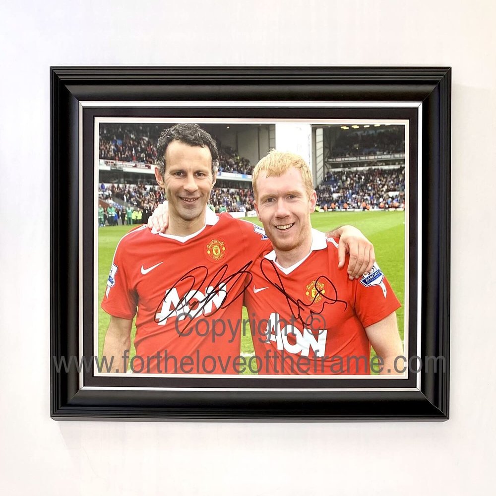 Ryan Giggs & Paul Scholes Hand Signed Autograph Manchester United Football Soccer Memorabilia Photo In Luxury Handmade Wooden Display & Certificate of Authenticity