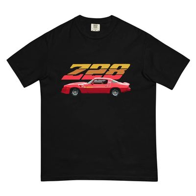 1980 Chevy Camaro Z28 Red Muscle car Club Custom Mens Garment-Dyed Heavyweight t-Shirt