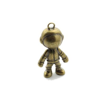 1Pcs Bronze Space Robot Brass Key Buckle Couple Pendant Men's car Key Chain Female Key Hanging