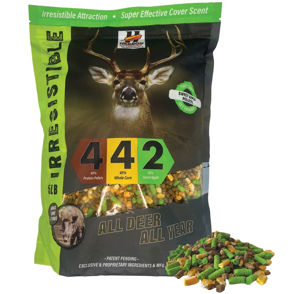 Herron Outdoors 4-4-2 Sweet Apple Protein Deer Feed, Deer Attractant with Whole Corn and Sweet Apple Protein Pellet, Nutritional Feed Enhancer for All Hunters All Seasons - 5lbs