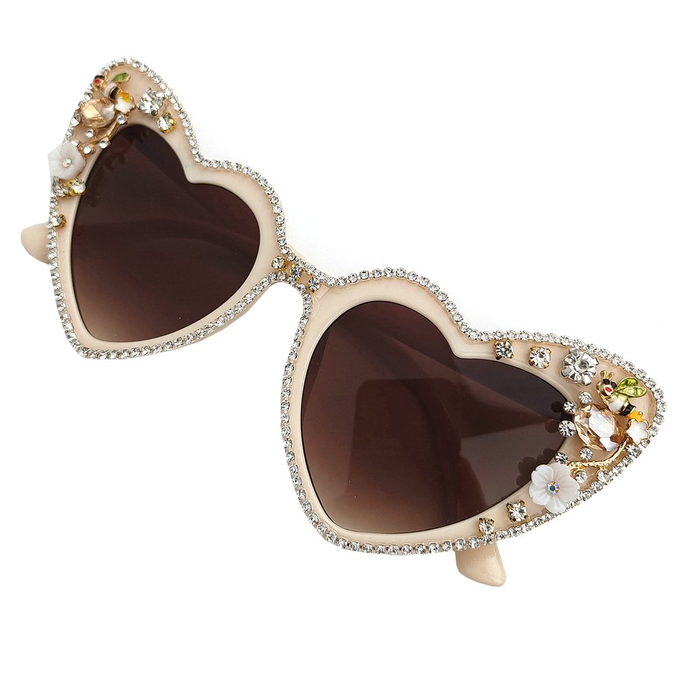helena Love Heart Shaped Rhinestone Flower Sunglasses Women Stylish Love Eyeglasses (tea)