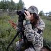 Crimson Trace Horizonline 2k Rangefinder Bino,Black view 4