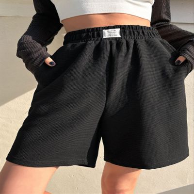 CRTGW Shorts for Women Letter Patched Detail Slant Pocket Shorts (Color : Black, Size : Large)