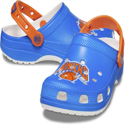 Crocs Unisex-Adult NBA Classic Clogs, Basketball Gifts, New York Knicks, 10 Men/12 Women