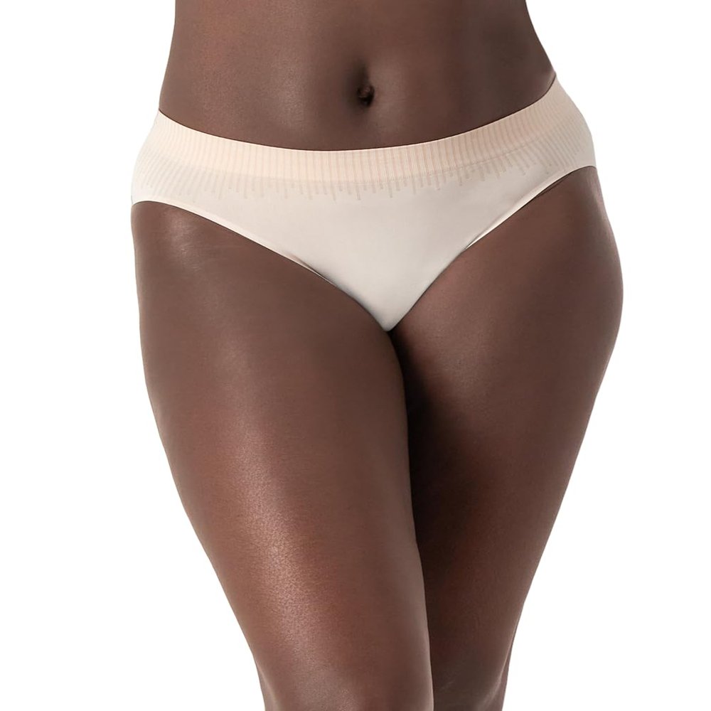 Bali Women's Comfort Revolution Modern Seamless Brief Underwear, 4-Way Stretch Panties