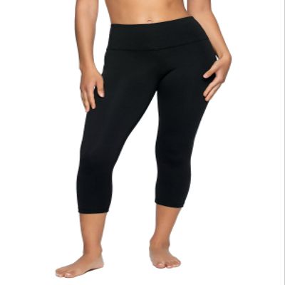 Felina Super Soft Sueded Womens Capri Leggings - Squat Proof & Breathable Yoga Capris for Women, Tummy Control Yoga Pants (Medium, Black)