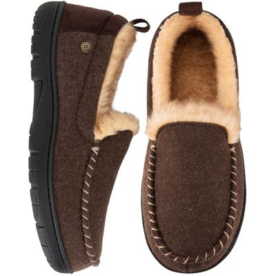 HomeTop Men's Memory Foam Moccasin Slippers Indoor and Outdoor Warm Fuzzy Fleece House Shoes Coffee,11 US