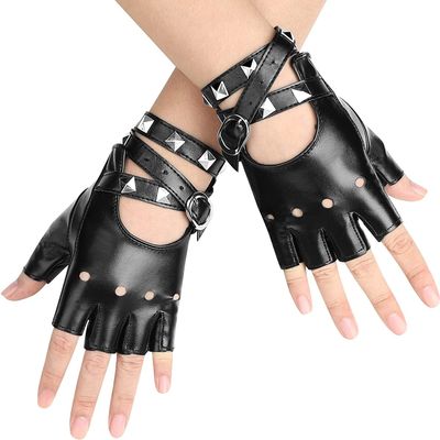 1 Pair of Black PU Leather Half Finger Gloves Gothic Punk Rivet Fingerless Gloves for Halloween Performance Costume Dress Up