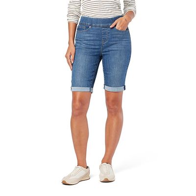 Levi Strauss Signature Gold Women's Totally Shaping Pull-On Bermuda Shorts Mid-Rise Stretch Denim (Also Available in Plus Size), (New) Out of Town, 4