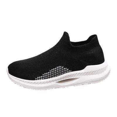 CsgrFagr Women's Foreign Trade Sports Shoes Fly Woven Breathable and Versatile Non Slip Casual Running Indoor Cycling Shoe Women (Black, 7.5)