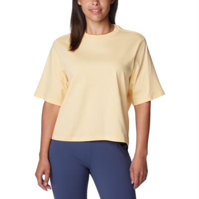 Columbia Women's North Cascades Graphic Short Sleeve Tee, Sunkissed/Wavy Rays, Small