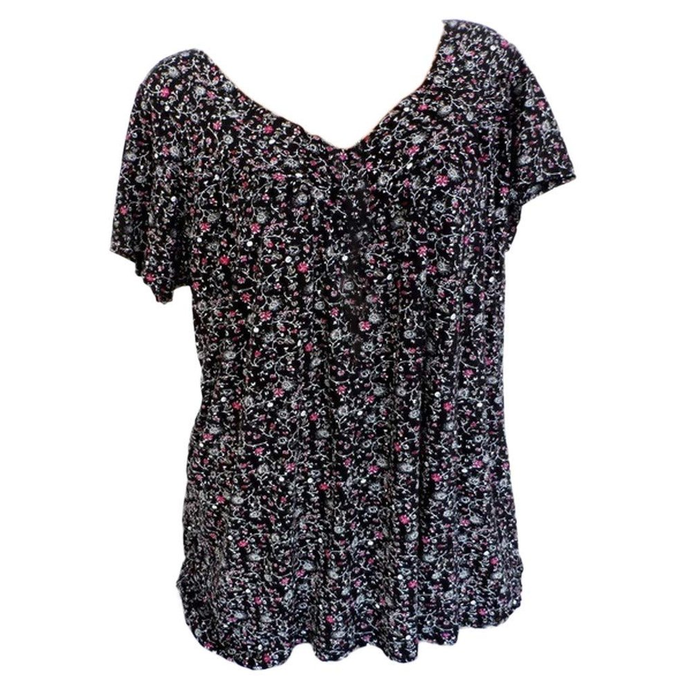 Cotton T Shirts for Women Loose Fit 2025 Summer Floral Womens Graphic Tees Plus Size Tops Short Sleeve Short Sleeve V-Neck Blouses Loose Basic Pullover T-Shirt Womens Blouses and Tops Dressy B-Black