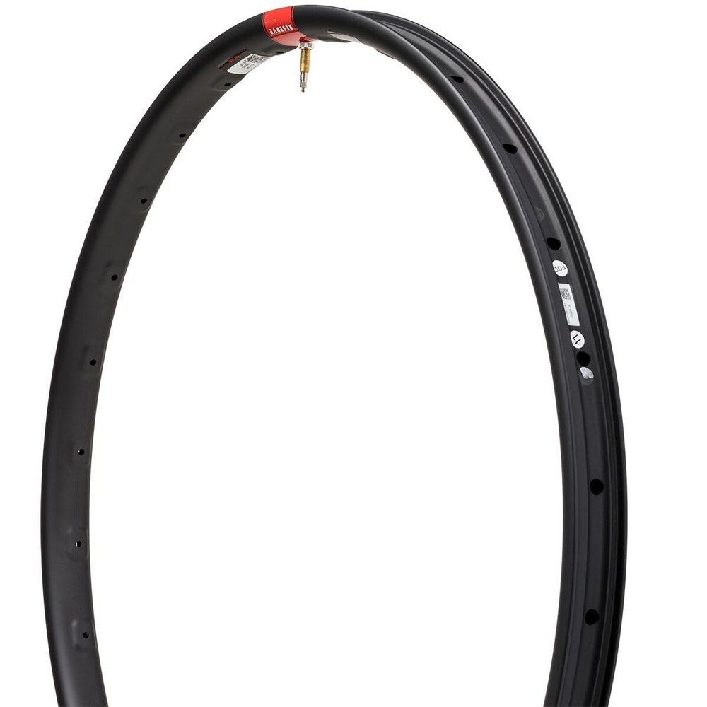 Reserve 30 Sl 29In Carbon Rim Black, 29In X 30Mm