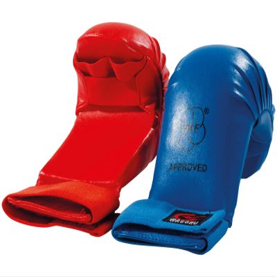 Wacoku WKF Competition Approved Karate Sparring Fighting Mitts (Large, Red)
