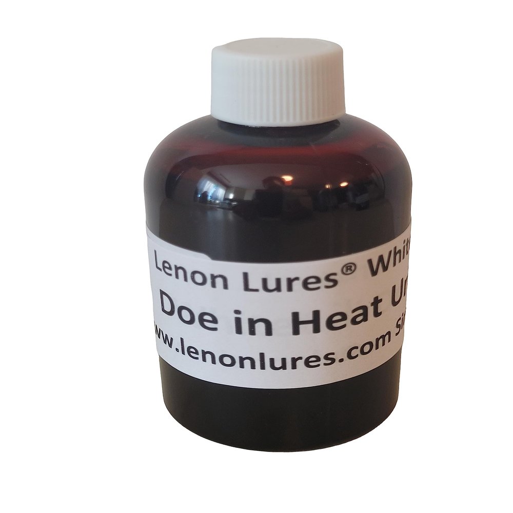 Lenon Lures Whitetail Doe in Heat Deer Urine (8 oz)