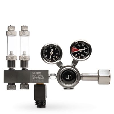 Ultum Nature Systems CGA 320 to Paintball Adapter & CO2 Regulator (CO2 Regulator)