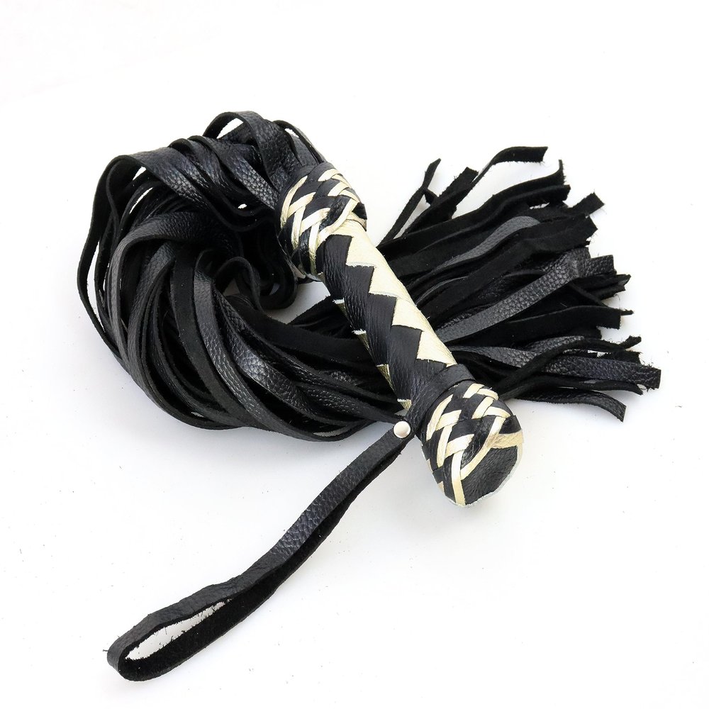 MarquiseDeBliss Genuine Leather Handcrafted Gentle Horse Whip - Thick Equestrian Training and Riding Essential - Riding Tools (27.6 Inches, Black and Gold)