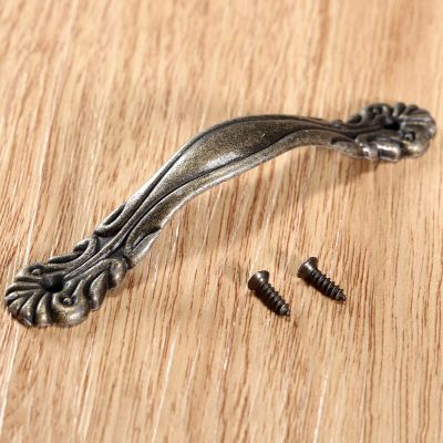 Southst 1pc Vintage Kit Cupboard Dresser Furniture Handles Drawer Pull Jewelry Box Knobs Antique Brass Cabinet Knobs and Handles - (Color: Size B)