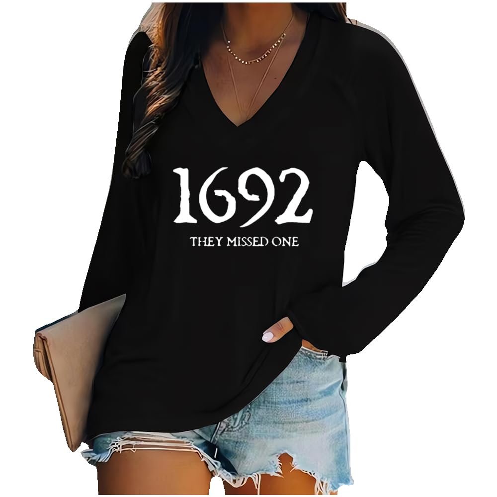 1692 They Missed One Shirt Plus Size 1692 They Missed One Sweatshirt Shirt Salem Massachusetts Sweatshirt Women 1692 They Missed One Sweater Long Sleeve Tee Black