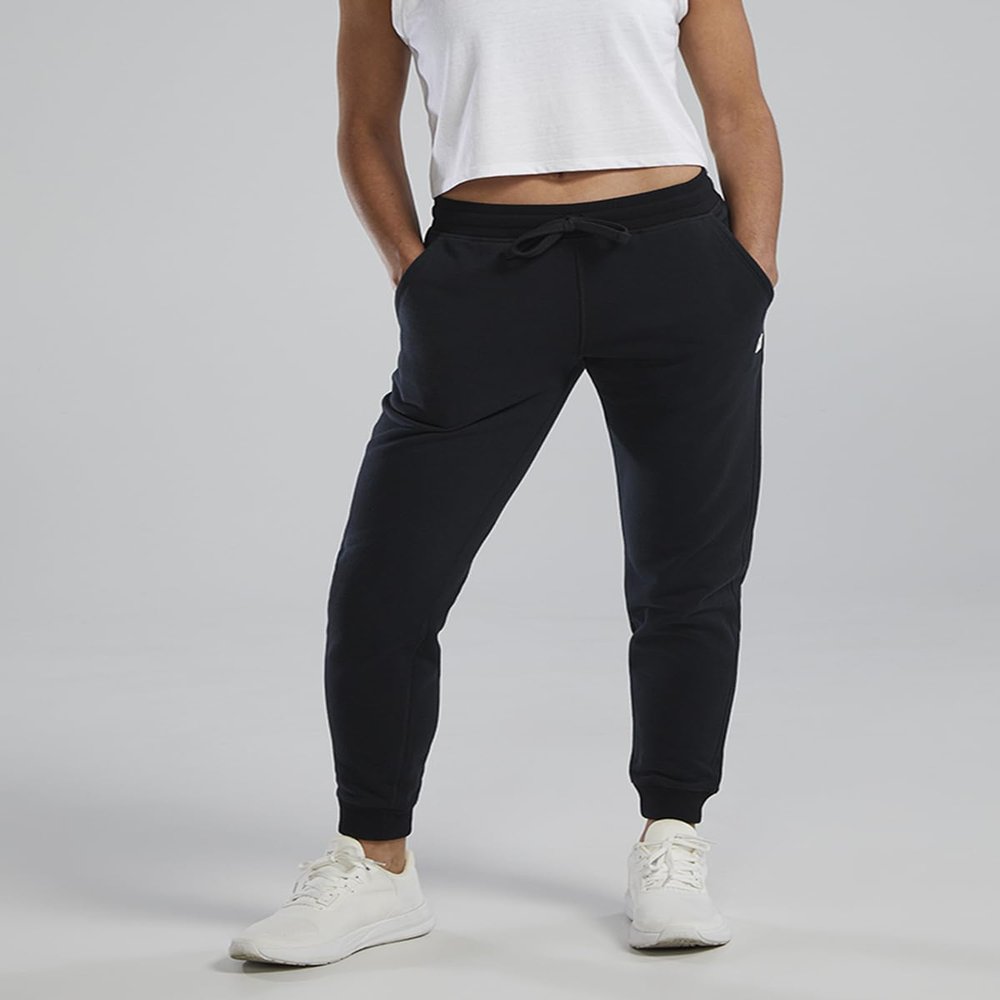 TYR Women's Ultrasoft Heavyweight Terry Jogger, Black, Small